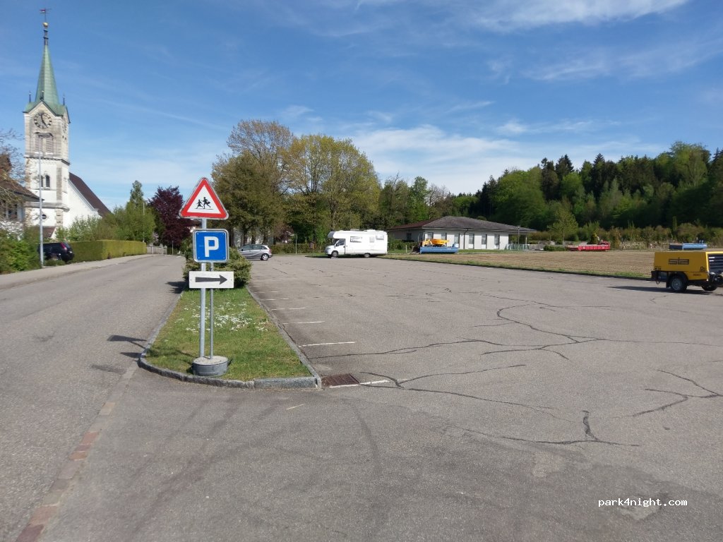 (4852) Rothrist - 23 Schluhenweg — foto