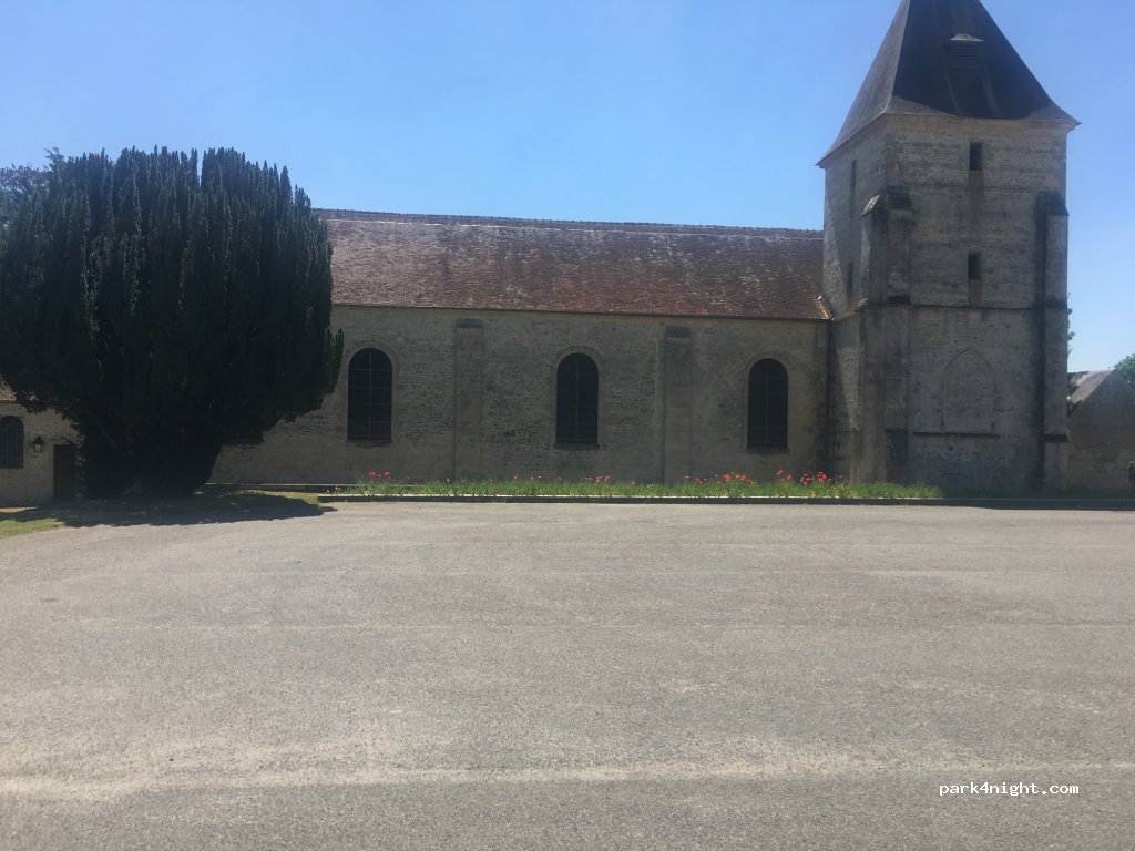 (61310) Silly-en-Gouffern - Le Bourg — foto