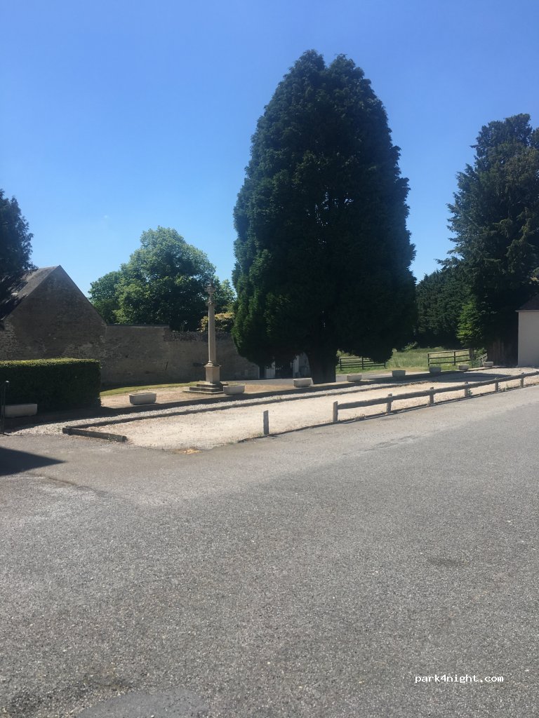 (61310) Silly-en-Gouffern - Le Bourg — foto 2