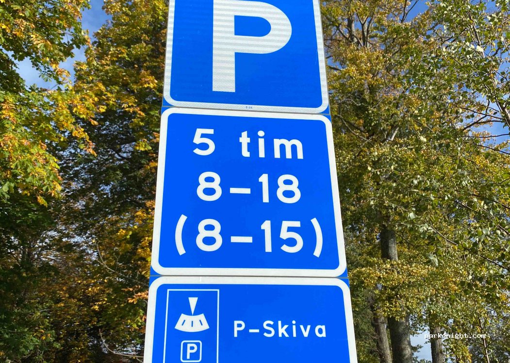(592 30) Vadstena - 1C Slottsgatan — foto 2
