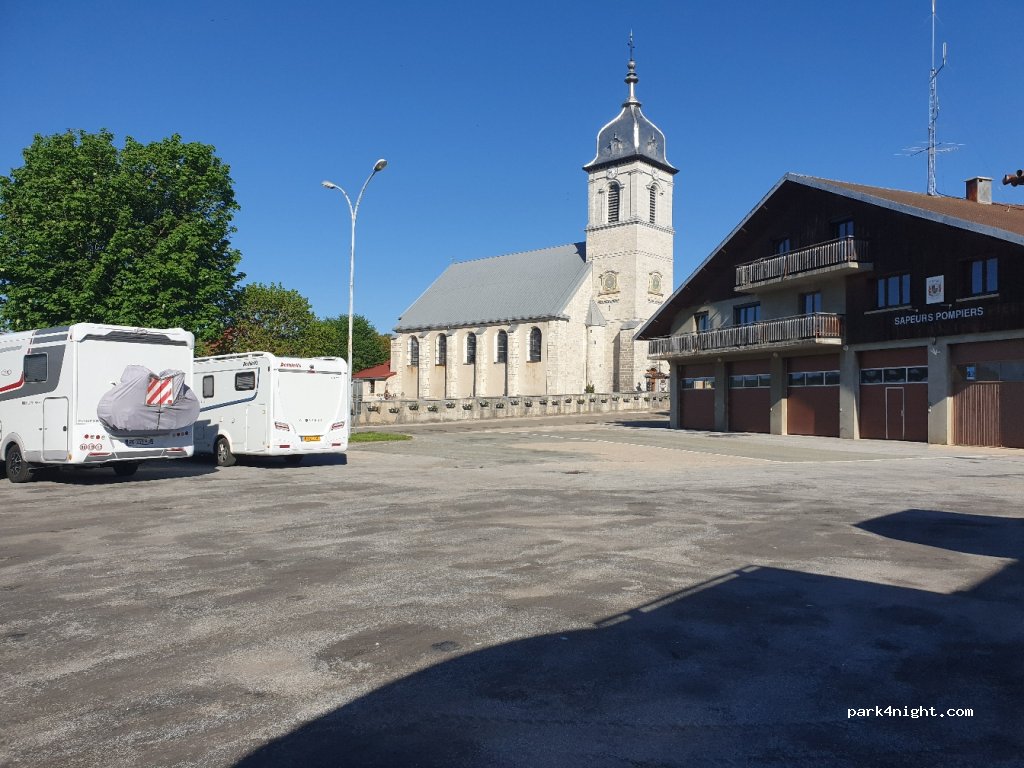 (25240) Mouthe - 12 Place de l'Église — foto