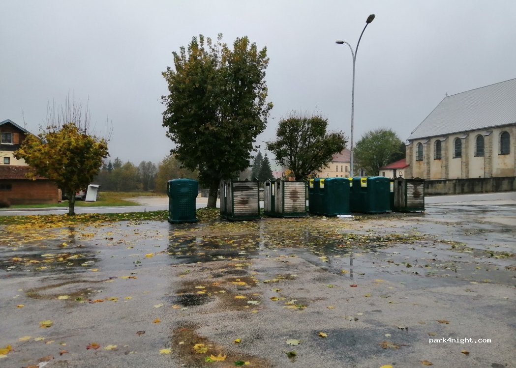(25240) Mouthe - 12 Place de l'Église — foto 3