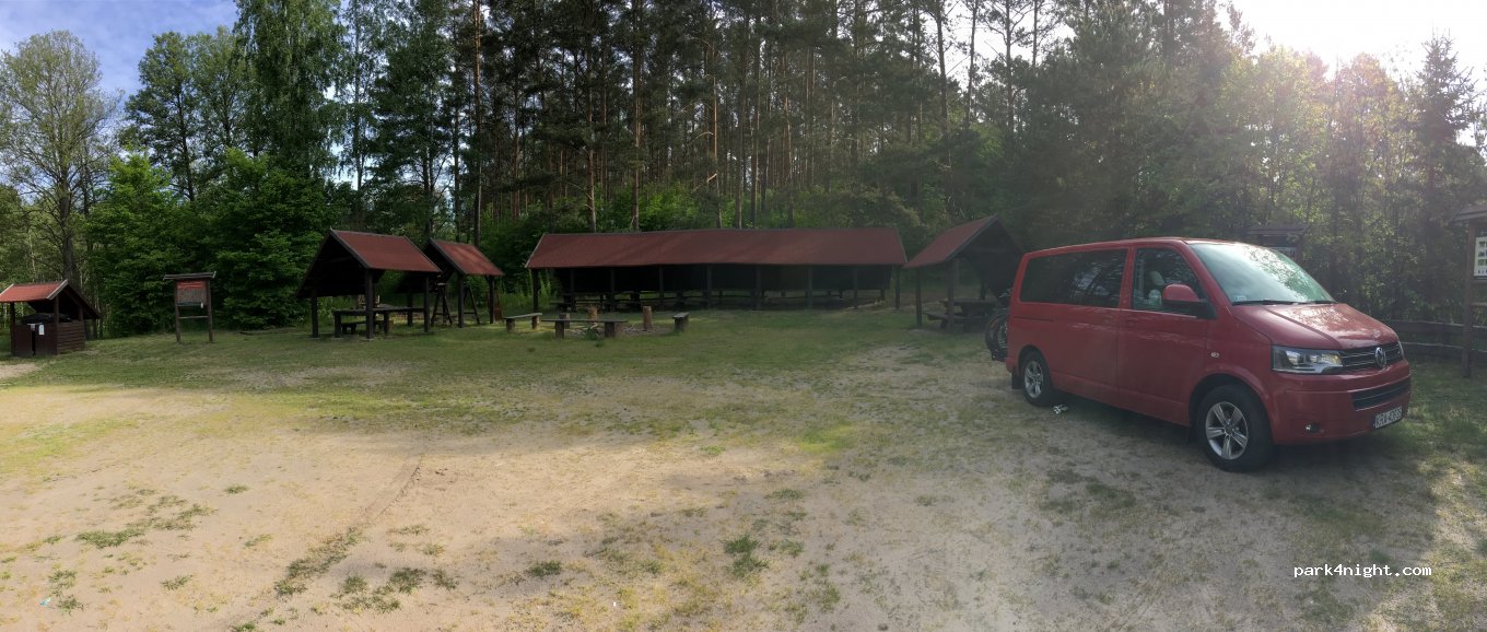 Miejsce biwakowania Leśnictwo Jaźwiny — foto