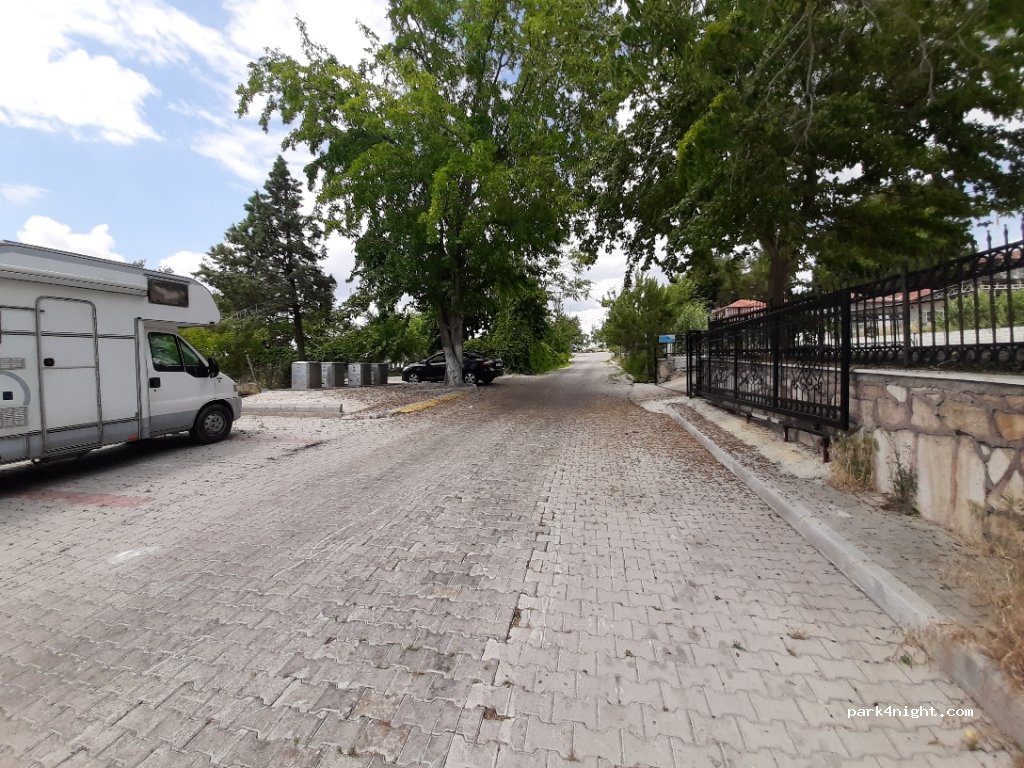 (20190)  - 27 Menderes Caddesi — foto
