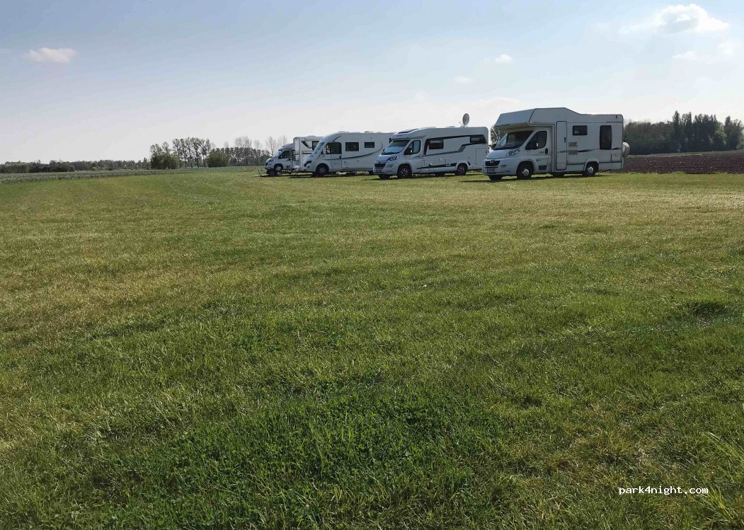 Camperplaats Den Boerenhof — foto