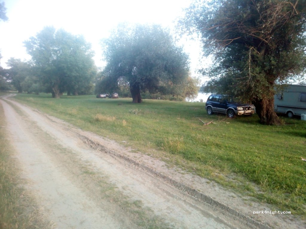 ()  - Unnamed Road — foto 2