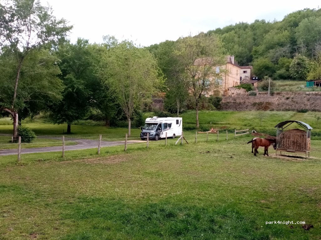 (24480) Cadouin - 81 Route de Beaumont — foto