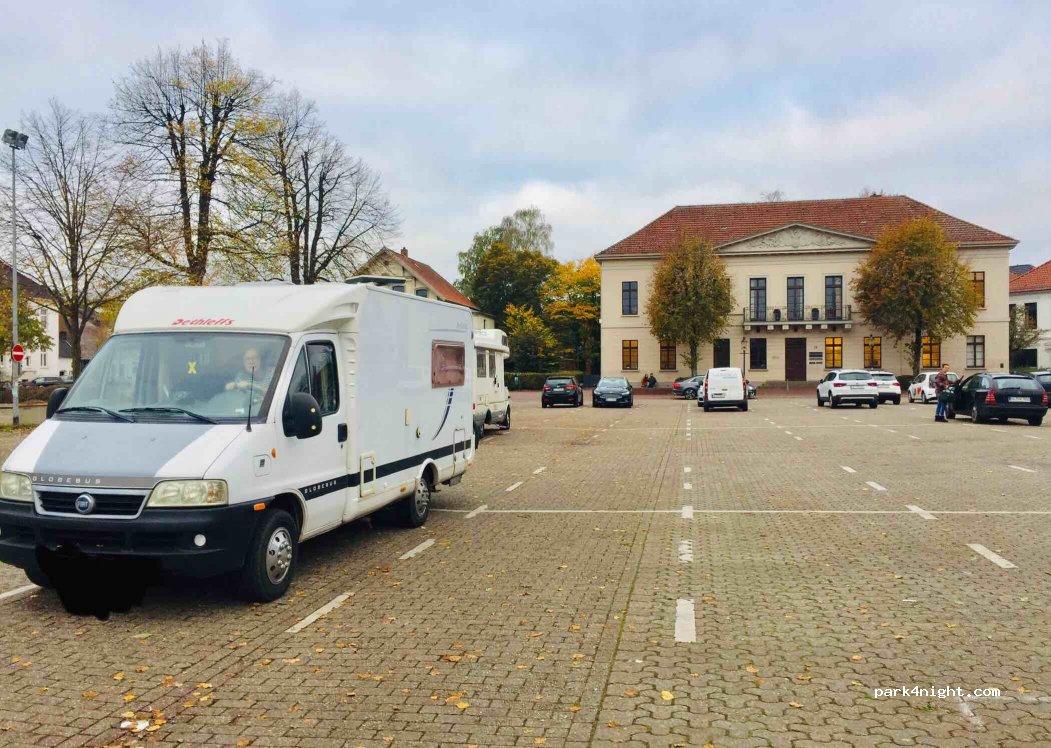 (26121) Oldenburg - 13 Pferdemarkt — foto 2