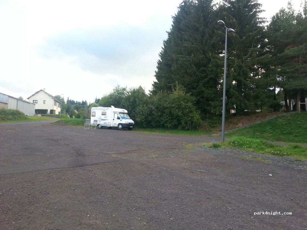 (63970) Saulzet-le-Froid - D789 — foto 2