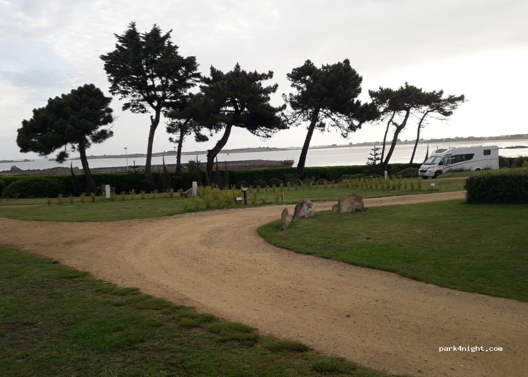 Camping 3 étoiles Sibiril Ar Roc'h - Bretagne — foto 2