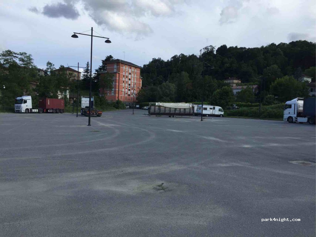 Area sosta camper Castelletto d'Orba — foto