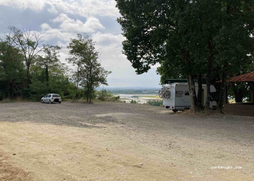 (82200) Lizac - Chemin du Chasselas — foto
