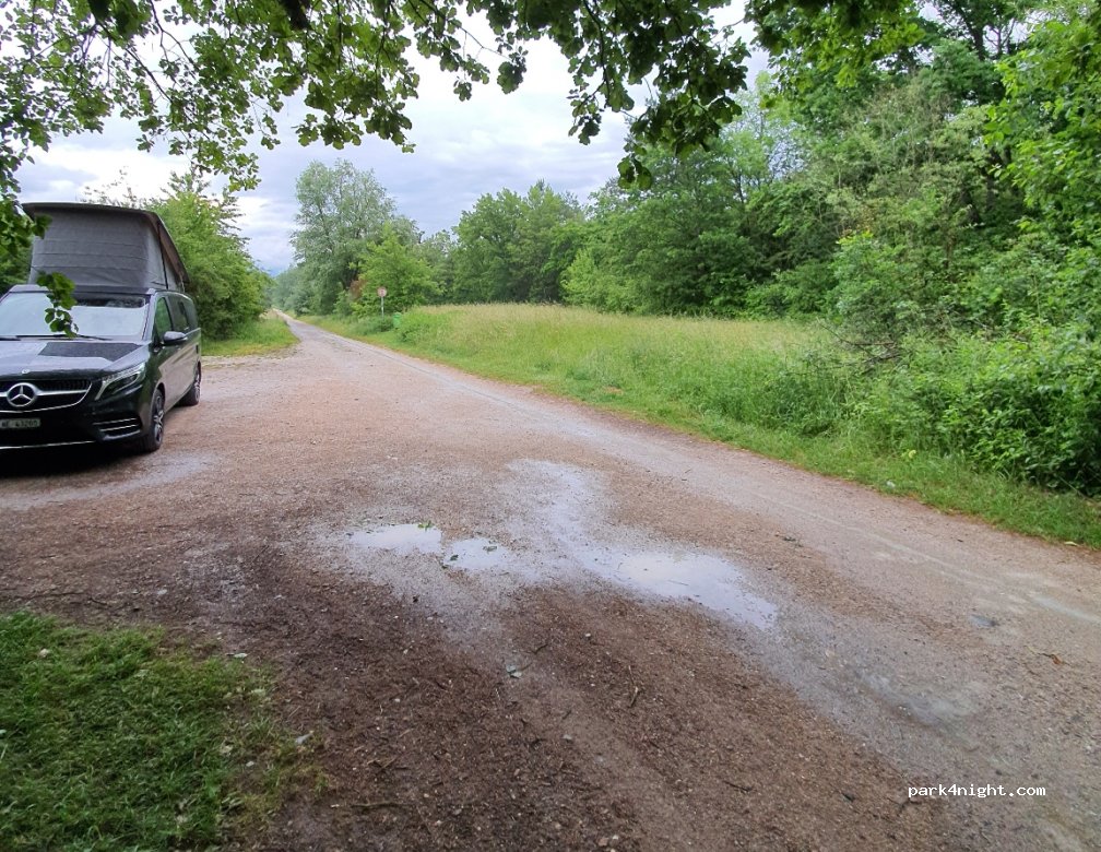 (3213) Kleinbösingen - 79 Auriedweg — foto