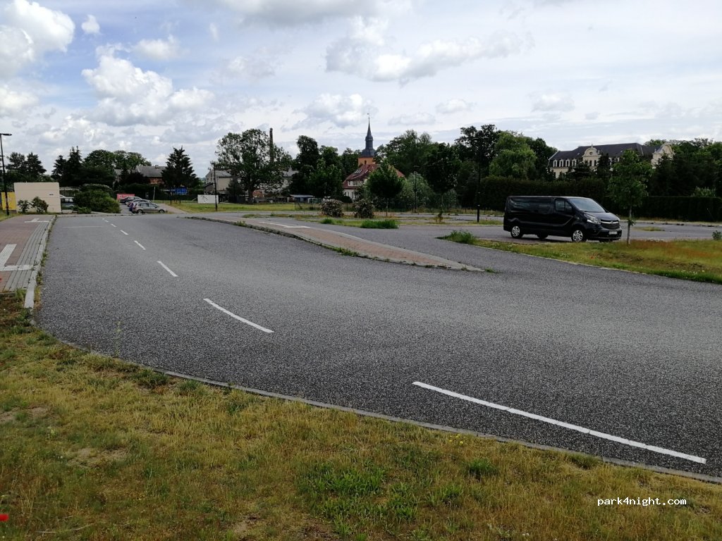 (14641) Nauen - 19 Alte Hamburger — foto 2