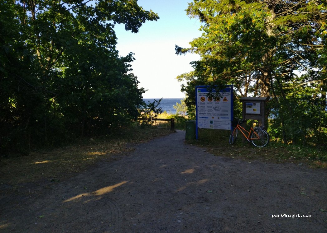 (272 94) Simrishamn - 2 Vårhallavägen — foto 3