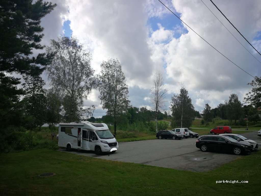 (1708) Sarpsborg - 14A Trøskenveien — foto