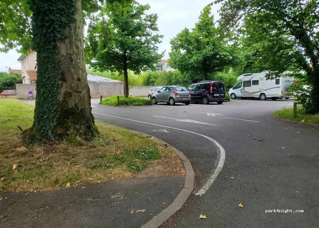 (79000) Niort - 1 Rue des Grands Champs — foto 2