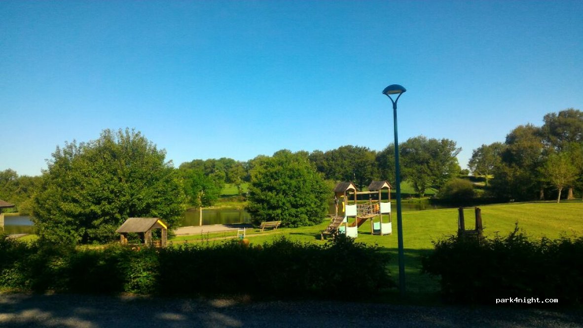 (36170) La Châtre-Langlin - D36F — foto