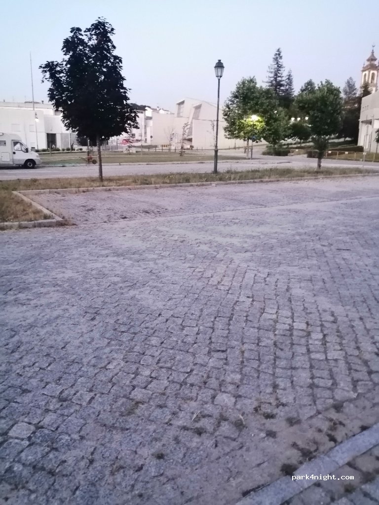 (3550-185) Penalva do Castelo - Unnamed Road — foto