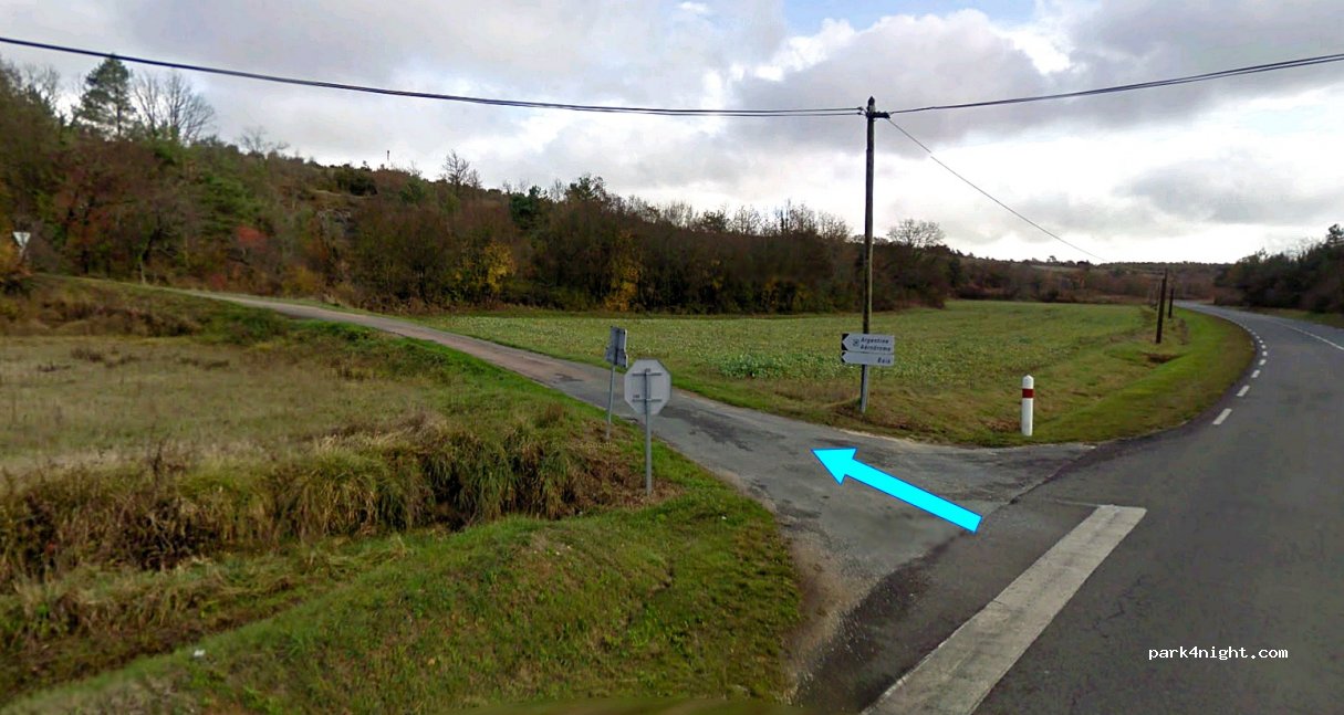 (24340) La Rochebeaucourt-et-Argentine - 34 Les Plaines — foto