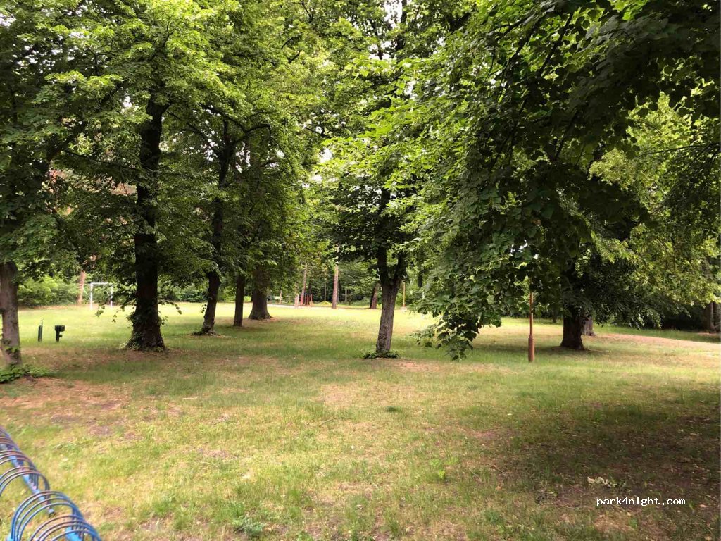 (03229) Altdöbern - 11 Weinbergsweg — foto 2