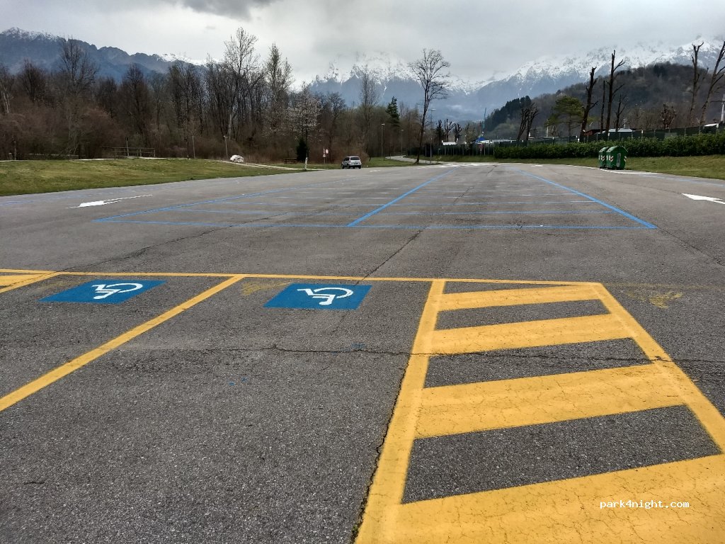 (32016) Farra D'Alpago - Viale Al Lago — foto
