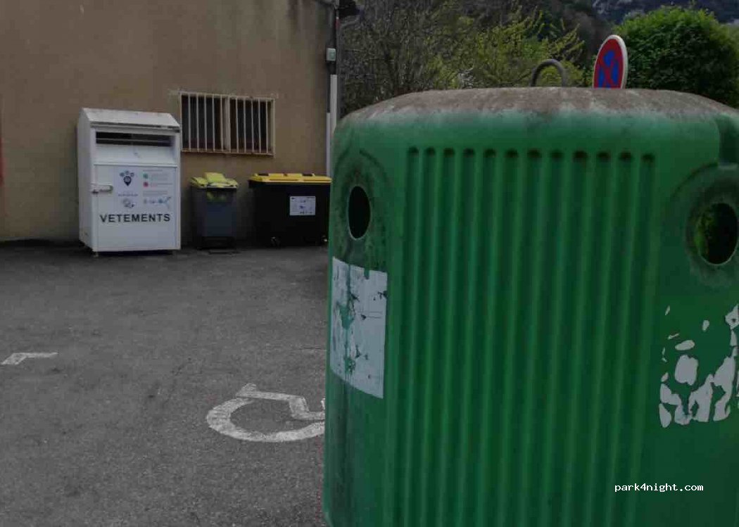 (11140) Puilaurens - Avenue du Languedoc — foto 2