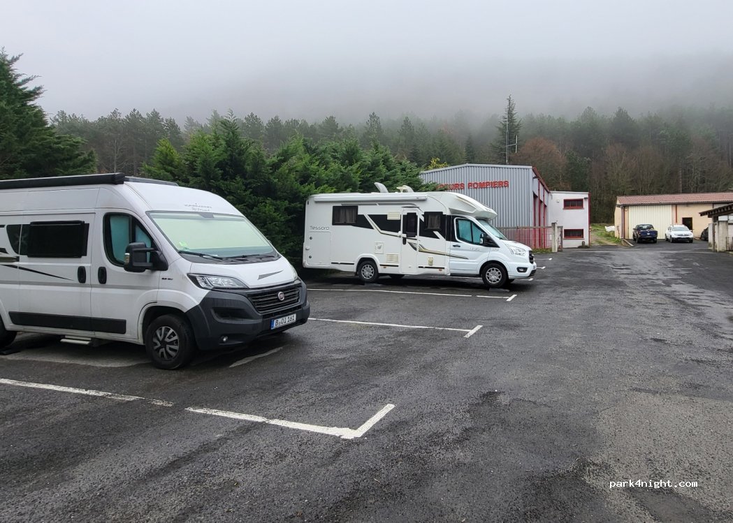 (11140) Puilaurens - Avenue du Languedoc — foto 3