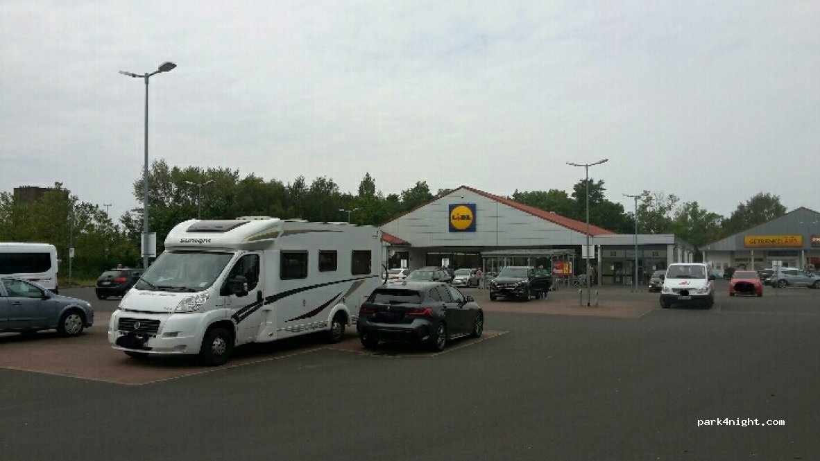 (14776) Brandenburg an der Havel - 19A Potsdamer Straße — foto