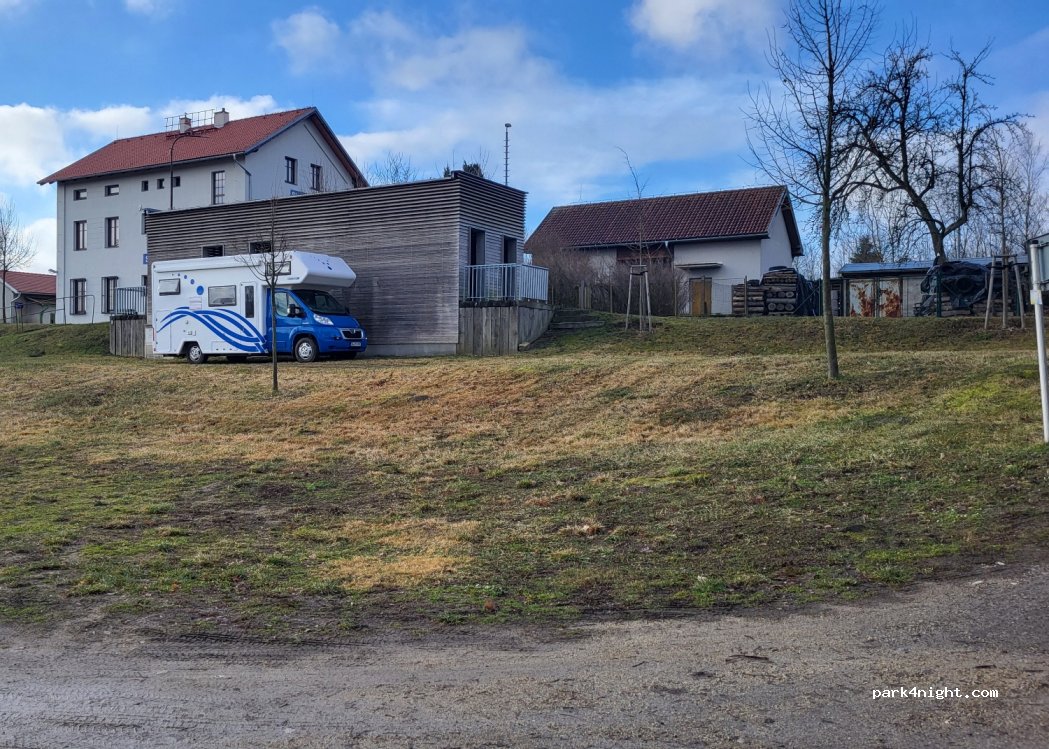 (378 81) Slavonice - 260 Nádražní — foto 2