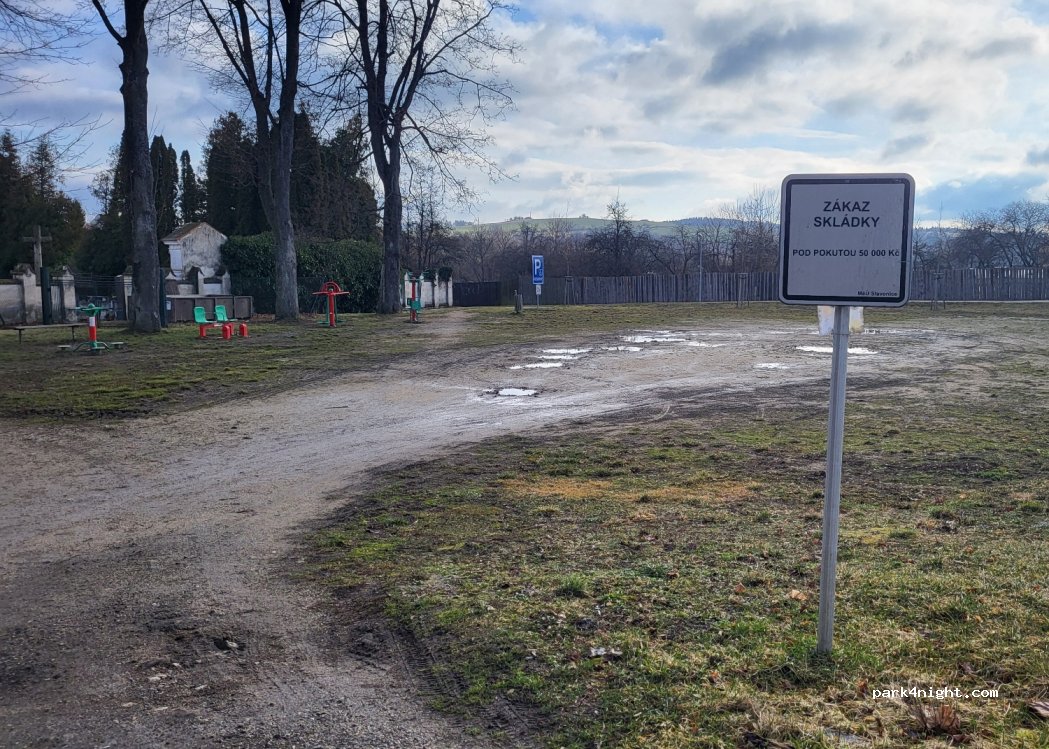 (378 81) Slavonice - 260 Nádražní — foto 3