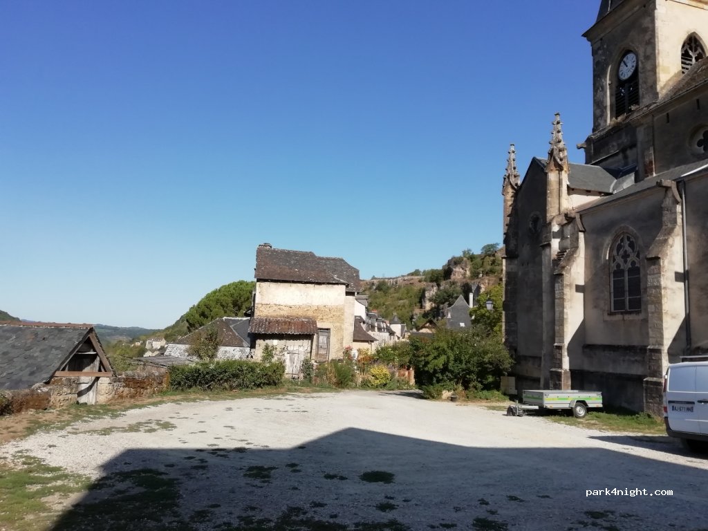 (12330) Salles-la-Source - 33 Rue du Bourg — foto 4