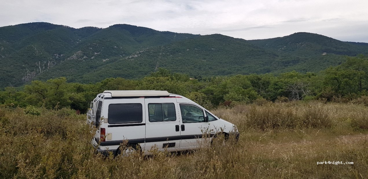 (84400) Saignon - D48 — foto