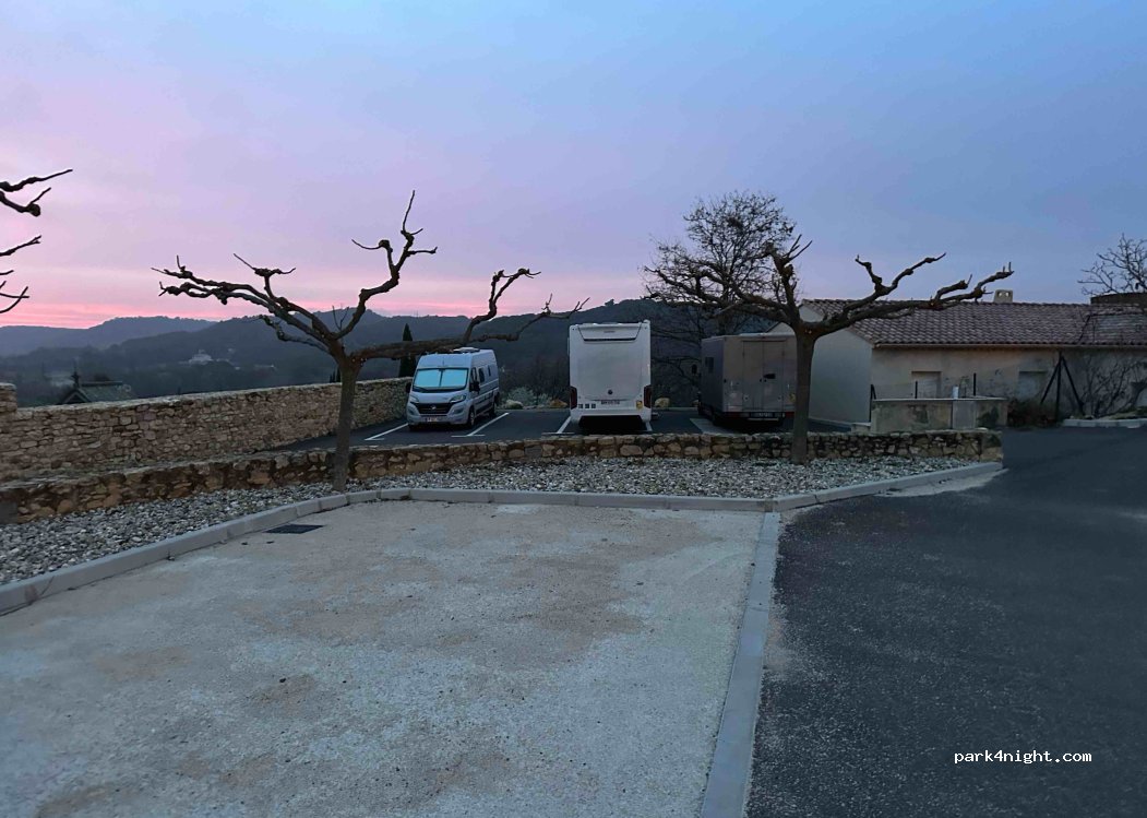 (30130) Saint-Alexandre, Gard - Route des Remparts — foto 4