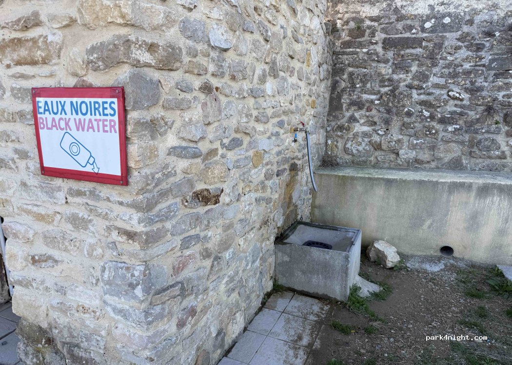 (30130) Saint-Alexandre, Gard - Route des Remparts — foto 5