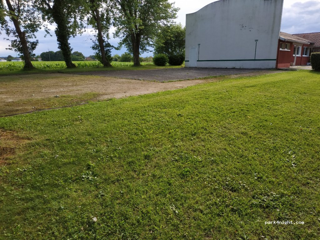 (64370) Geüs-d'Arzacq - 1 Cami dou Luy — foto