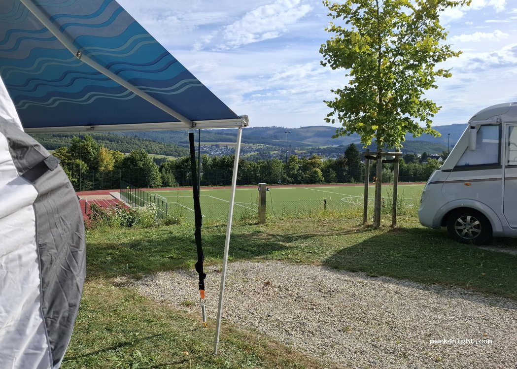 Wohnmobilstellplatz Freizeitwelt Sauerland Schmallenberg — foto 3