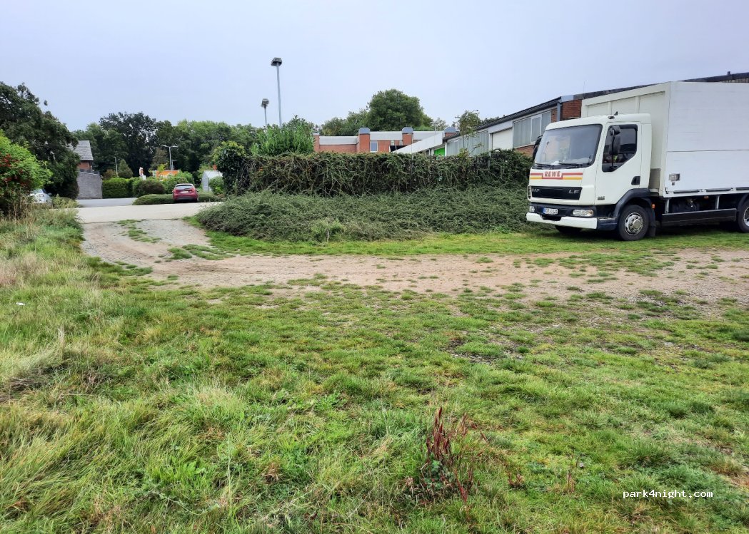 (46419) Isselburg - 8-10 Klever Straße — foto 2