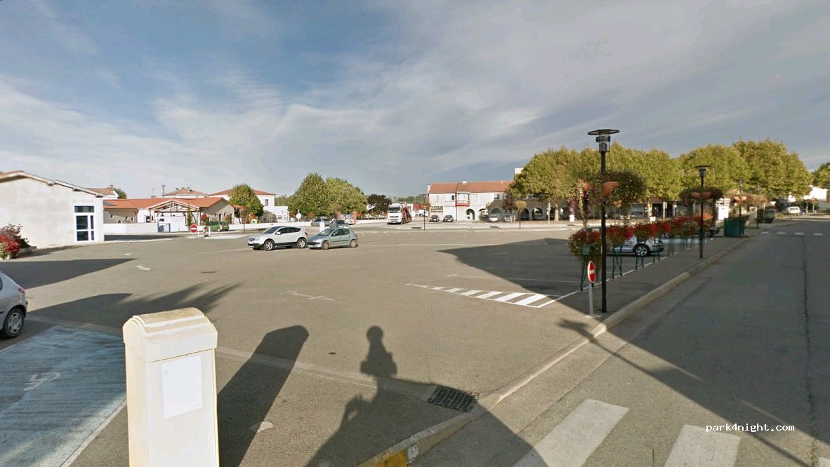 (09100) Saint-Jean-du-Falga - 1-19 Rue Jules Ferry — foto