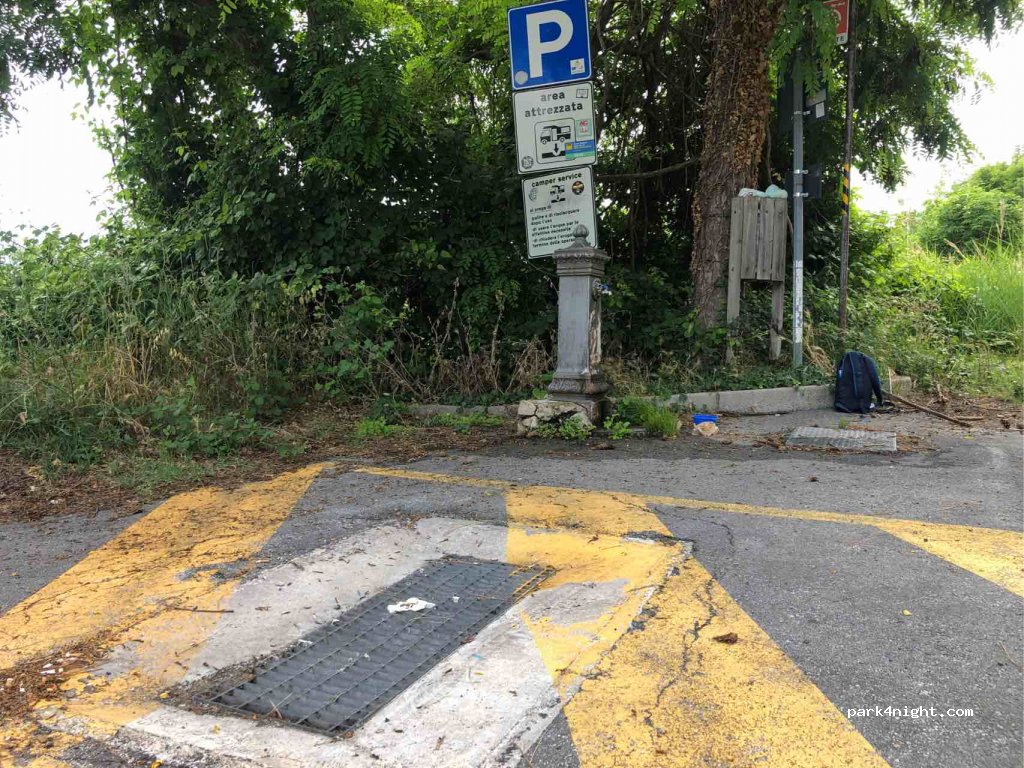 (47825) Poggio Torriana - Unnamed Road — foto