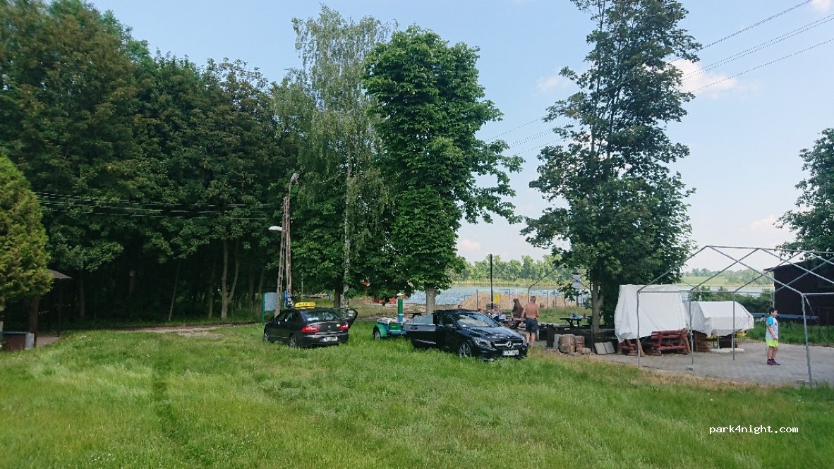 Kemping Pole biwakowe Gąsawa — foto