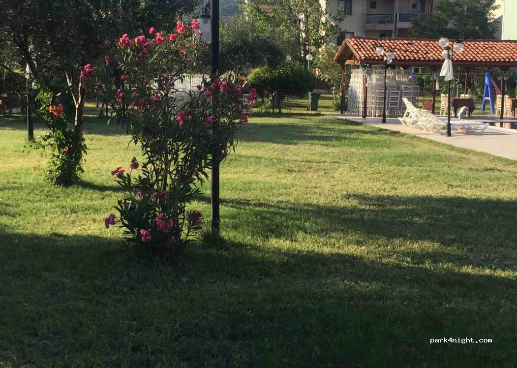 Bergama Caravan Camping — foto