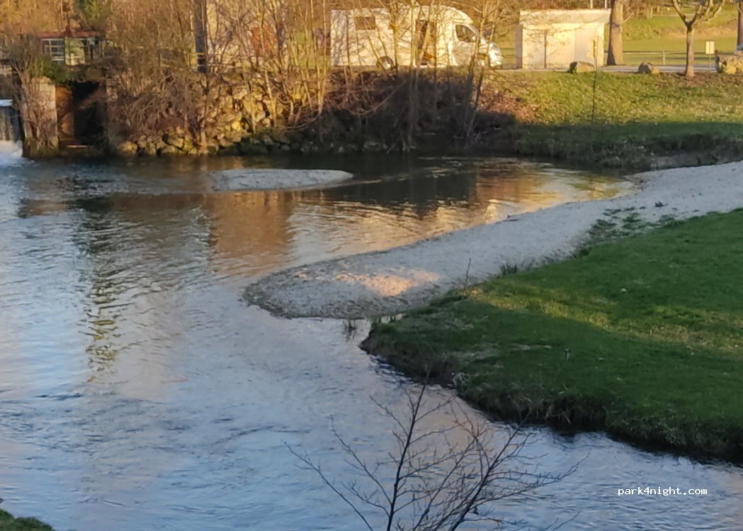 Aire de camping-car Lauzerte — foto 3