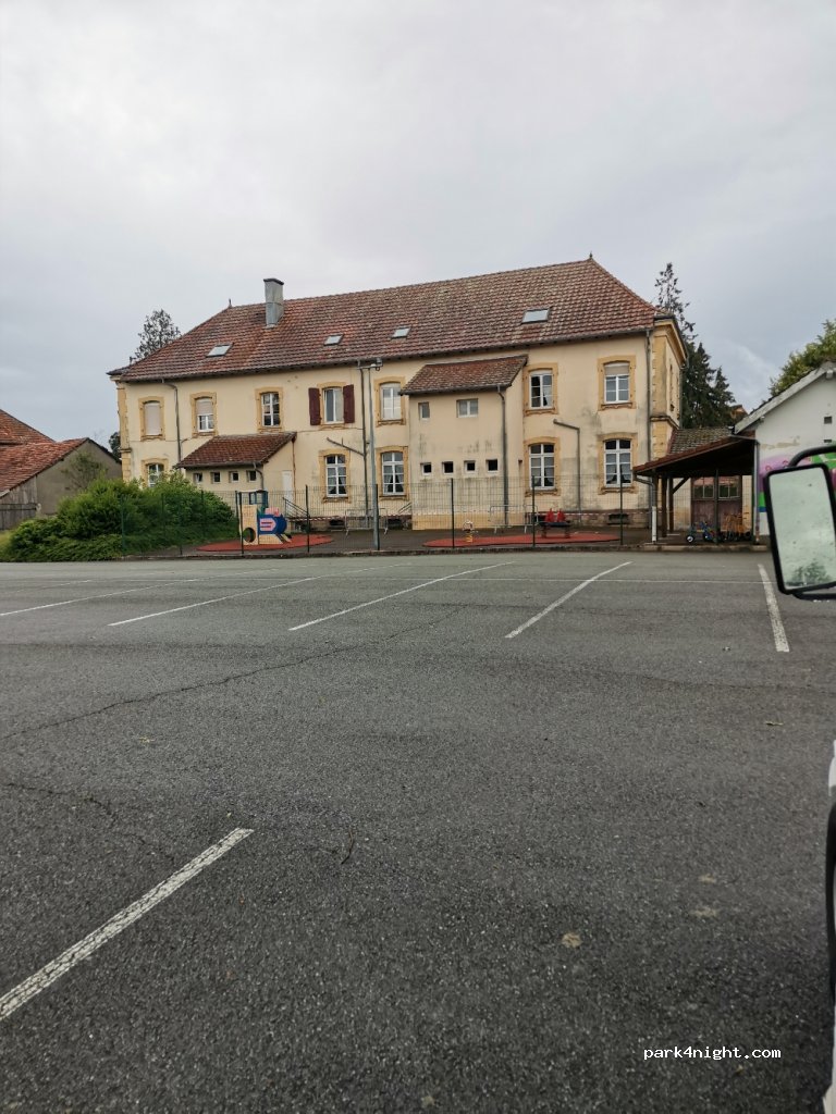 (90360) Lachapelle-Sous-Rougemont - 29 Rue du Général de Gaulle — foto