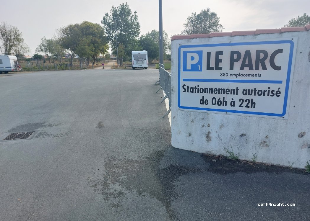 (85460) La Faute-sur-Mer - 13 Pl. du Docteur Pacaud — foto 5