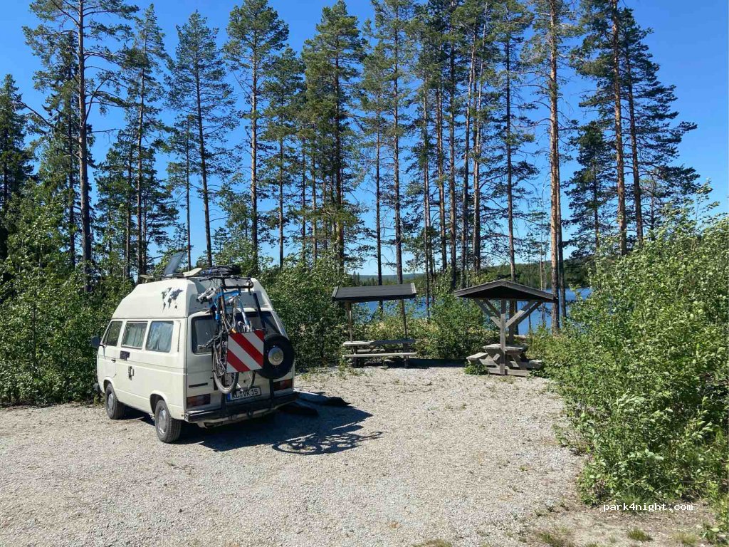 (860 13)  - 203 STORHULLSJÖN — foto