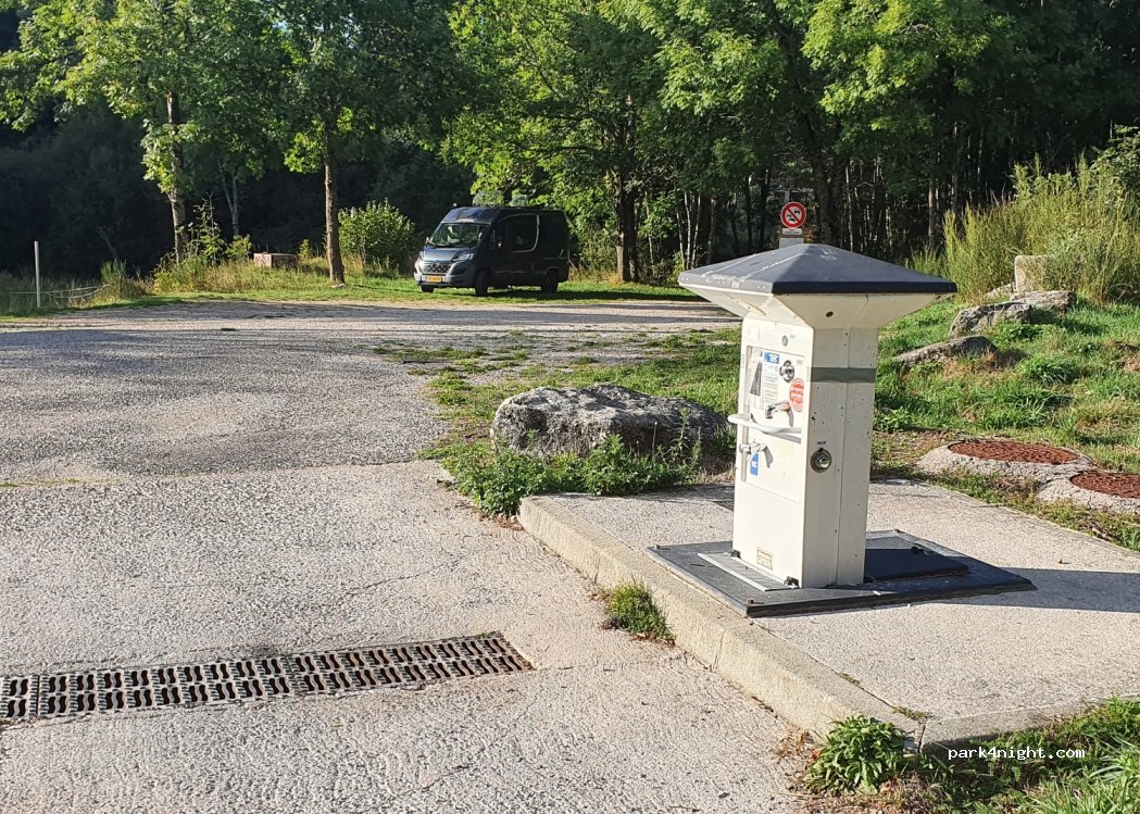 (30750) Saint-Sauveur-Camprieu - Maisons du Bois — foto 2