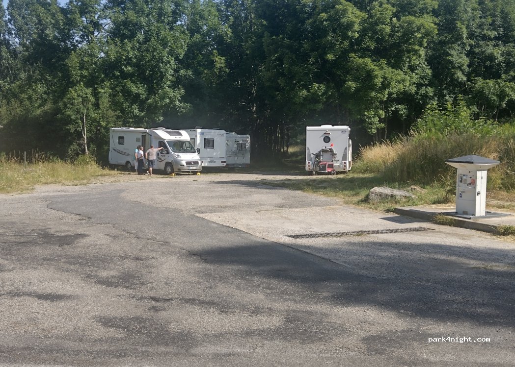 (30750) Saint-Sauveur-Camprieu - Maisons du Bois — foto 3