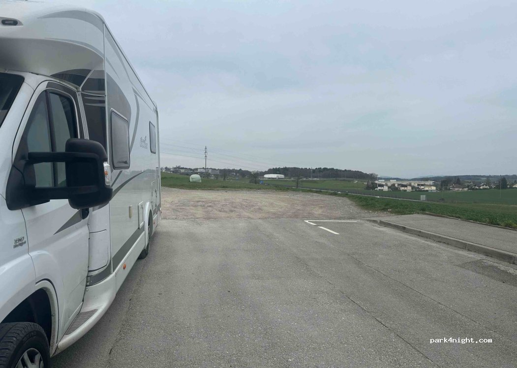 (1700) Fribourg - 35 Route Champ-des-Fontaines — foto