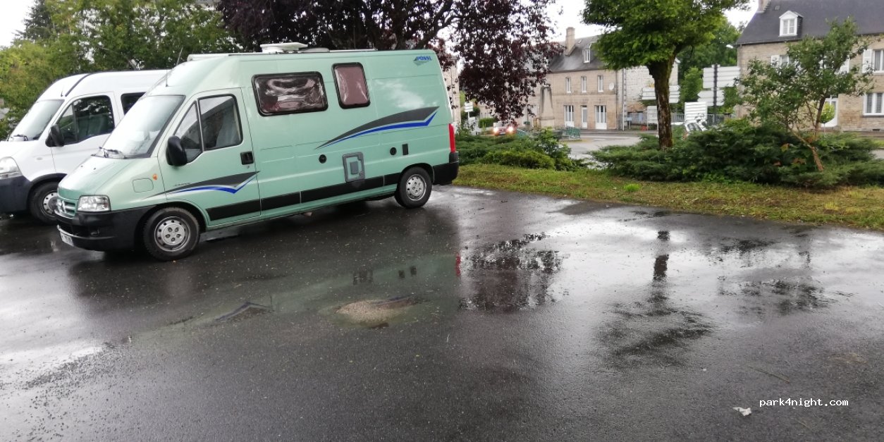 (23340) Gentioux-Pigerolles - D8 — foto